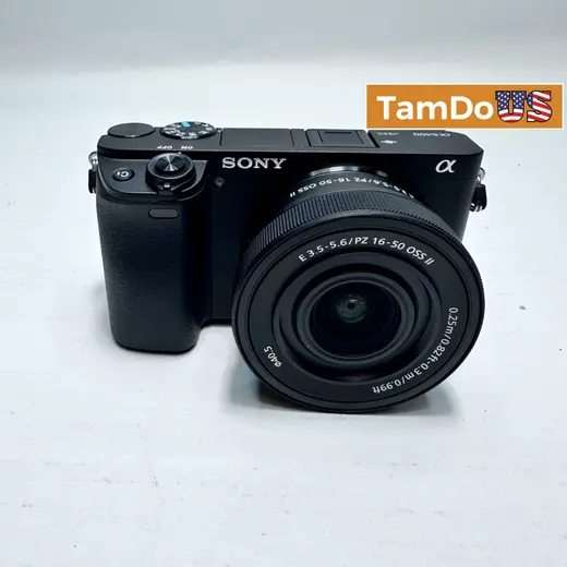 Sony Alpha a6400 Mirrorless Camera with 16-50mm f/3.5-5.6 OSS II Lens Kit at TamDoUS Taylorsville