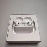Apple AirPods Pro (2nd Gen) with MagSafe Case White (A3047) - Thumbnail 2