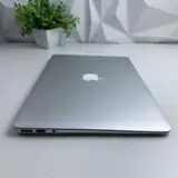 Apple MacBook Air 13-inch (Early 2015) | Intel Core i5, 8GB RAM, 256GB SSD - Thumbnail 3