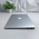 Apple MacBook Air 13-inch (Early 2015) | Intel Core i5, 8GB RAM, 256GB SSD - Thumbnail 5