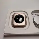 Apple Watch Series 10 (42mm, Cellular) Gold AL Case Light Blush Sport Band S/M - Thumbnail 4