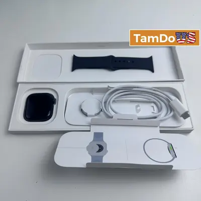 Apple Watch Series 10 (42mm, Cellular) Jet Black AL Black Sport Band S/M at Smart Watches in excellent condition