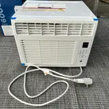 GE - 250 Sq. Ft. 6000 BTU Window Air Conditioner, White - Thumbnail 10
