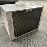 GE - 250 Sq. Ft. 6000 BTU Window Air Conditioner, White - Thumbnail 9