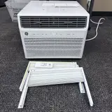 GE 450-sq ft Window Air Conditioner with Remote (115-Volt 10000-BTU) Wi-Fi enabled - Thumbnail 2