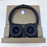 JBL Tune 520BT Wireless On-Ear Headphones Black, Pure Bass Sound - Thumbnail 4