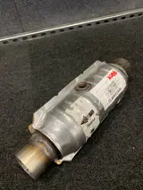 Magnaflow 51355 Universal Catalytic Converter for Acura RSX & Honda Civic/S2000 - Thumbnail 2