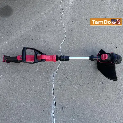 Craftsman CMCST900 13” Adjustable Cordless Pole Trimmer at Tools & Workshop Equipment in excellent condition