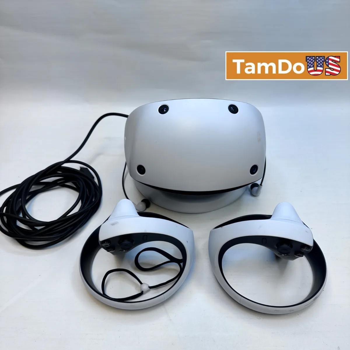 Sony PlayStation VR2 Headset & Sense Controllers for PS5 - Photo 1 - Real photo at TamDoUS Salt Lake City
