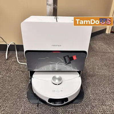 Roborock S8 MaxV Ultra Smart Robot Vacuum & Mop – Self-Cleaning Dock at Surveillance & Smart Home in excellent condition
