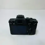 Sony - Alpha a7 III Mirrorless Camera with FE 28-70 mm F3.5-5.6 OSS Lens - Thumbnail 3