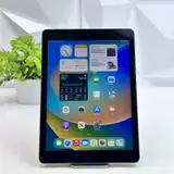 Apple iPad (5th Generation, Wi-Fi, 9.7" Display) 32GB, Space Gray - Thumbnail 3