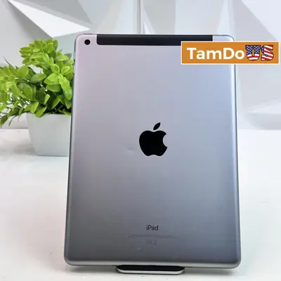 Apple iPad (5th Generation, Wi-Fi, 9.7" Display) 32GB, Space Gray at Laptops & Netbooks in broken condition