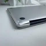 Apple MacBook Pro (Retina 15", Mid 2015) Core i7 | 16GB | 121GB SSD - Thumbnail 3