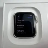 Apple Watch SE (3rd Gen, Cellular) 40mm Starlight AL Case Sport Band S/M - Thumbnail 8