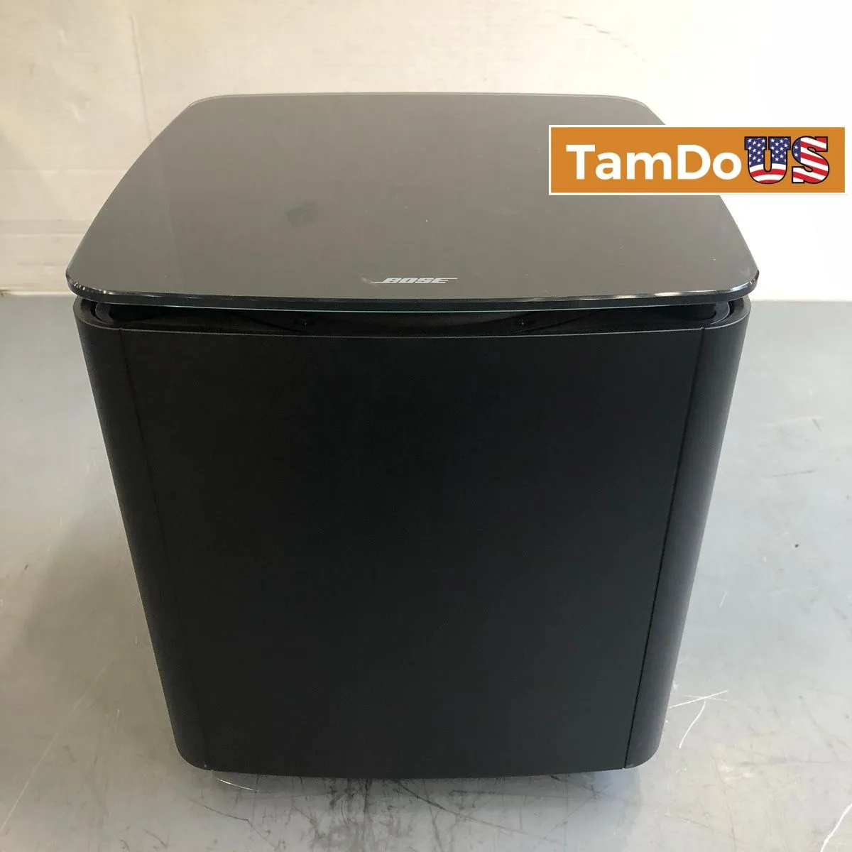 Bose Bass Module 700 Acoustimass 300 Wireless Subwoofer Black - Photo 1 - Real photo at TamDoUS Salt Lake City