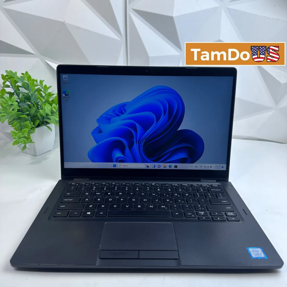 Dell Latitude 5300 2-in-1 13.3" FHD Laptop, i7-8665U, 16GB RAM, 512GB SSD - Photo 1 - Real photo at TamDoUS Salt Lake City