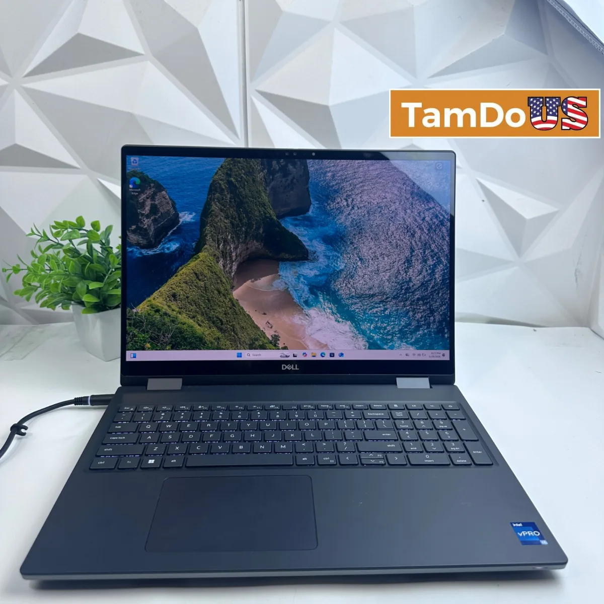 Dell Precision 7680 16" 4K UHD+ Touch, i7-13850HX, 128GB, 2TB, RTX 1000 Ada - Photo 1 - Real photo at TamDoUS Salt Lake City