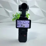 DJI Osmo Pocket 3 Creator Combo 4K Vlogging Camera w/ Mic 2 & Bag - Thumbnail 4
