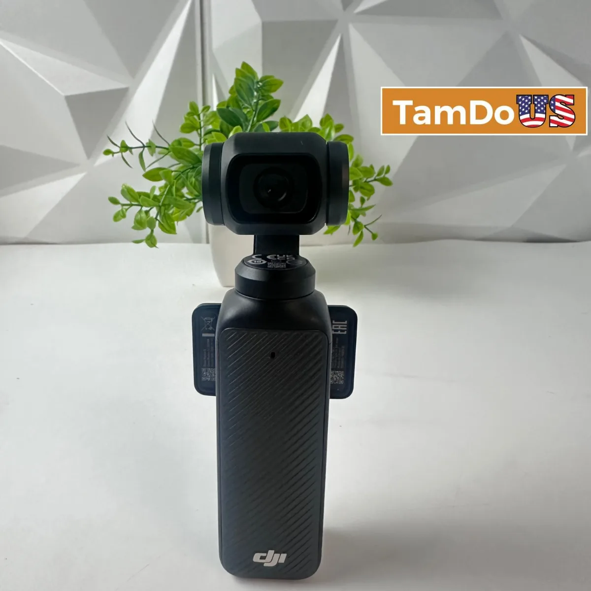 DJI Osmo Pocket 3 Creator Combo Vlogging Camera 4K 120fps 1" CMOS - Photo 1 - Real photo at TamDoUS Salt Lake City