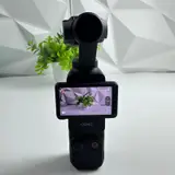 DJI Osmo Pocket 3 Creator Combo Vlogging Camera 4K 120fps 1" CMOS + Accessories - Thumbnail 3