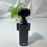 DJI Osmo Pocket 3 Creator Combo Vlogging Camera 4K 120fps 1" CMOS + Accessories - Thumbnail 7