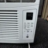 GE 6000 BTU Window Air Conditioner AC Unit 115V AHQ06LYCQ1 Up to 250 Sq Ft - Thumbnail 6