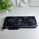 GIGABYTE GeForce RTX 5070 Ti WINDFORCE OC SFF 16GB GDDR7 Graphics Card 3X Fans - Thumbnail 2