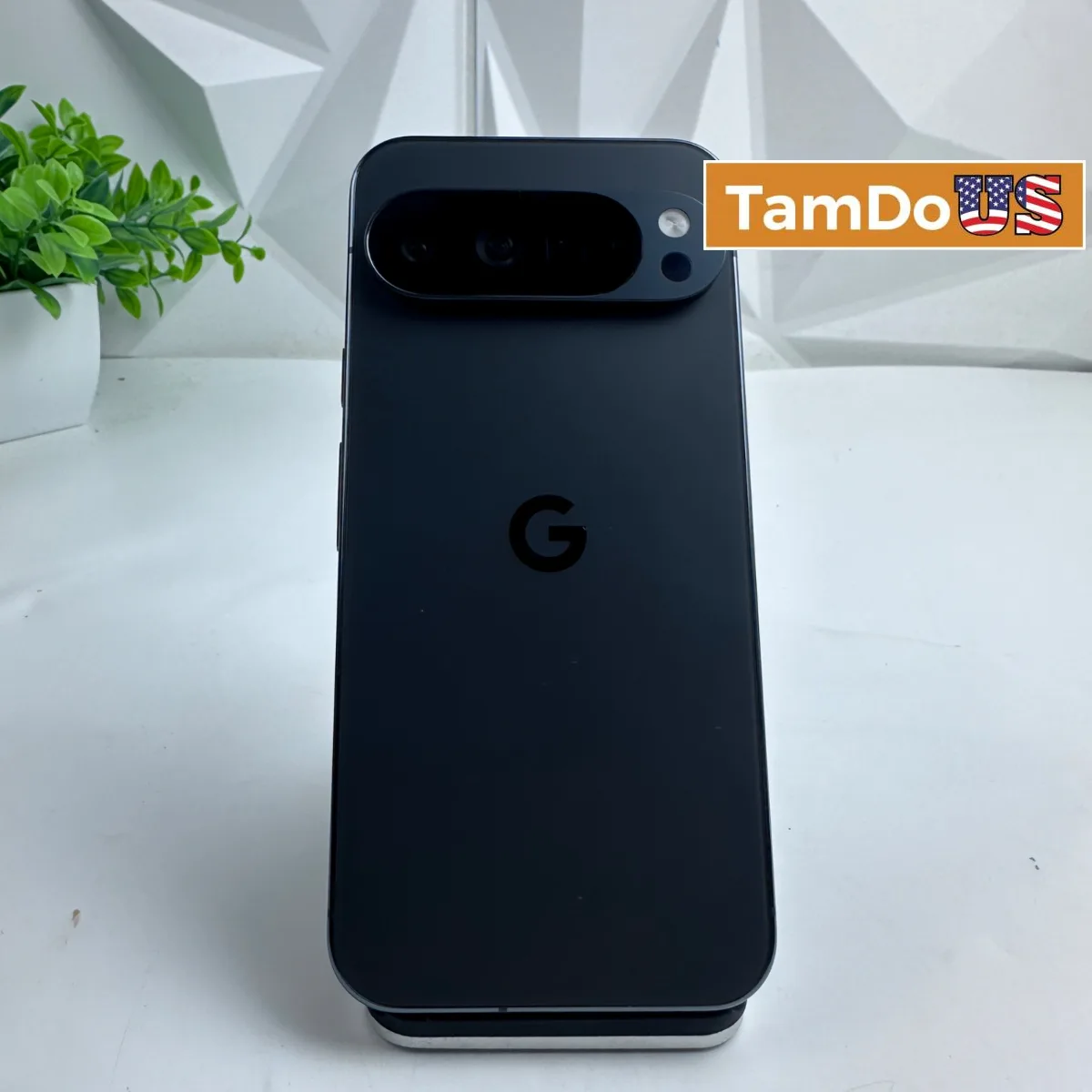 Google Pixel 10 Pro XL | 256GB | Black | Unlocked - Photo 1 - Real photo at TamDoUS Salt Lake City