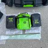 Greenworks Pro 80V 22" Lawn Mower Self-Propelled w 2x 4Ah Battery Charger - Thumbnail 3