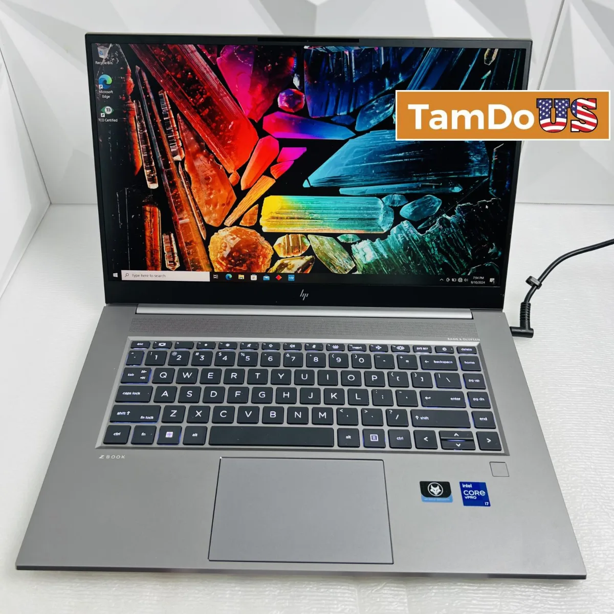 HP ZBook Studio G8 Mobile Workstation 15.6in, i7-11850H, 32GB, 1TB, NVIDIA T1200 - Photo 1 - Real photo at TamDoUS Salt Lake City