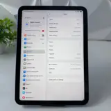 iPad (A16) 11th Gen | Wi-Fi Only | 128GB | Blue with Magic Keyboard Folio - Thumbnail 5