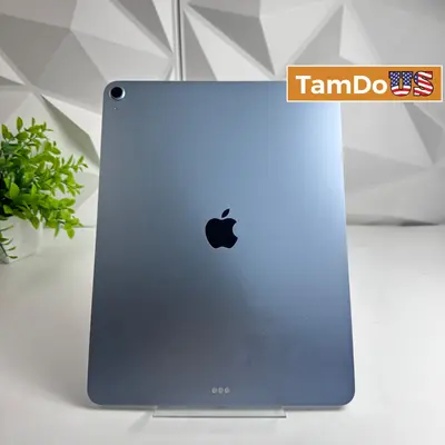iPad Air 13-inch (M4) Wi-Fi Only | 128GB | Blue at Tablet & eBook Reader Accs in excellent condition