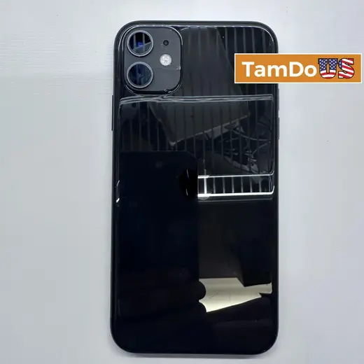iPhone 11 | 64GB | Unlocked | Black *Please READ* at TamDoUS Taylorsville