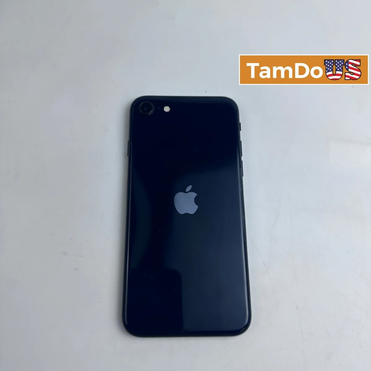 iPhone SE (3rd generation) | 64GB | Black | Unlocked - Photo 1 - Real photo at TamDoUS Salt Lake City