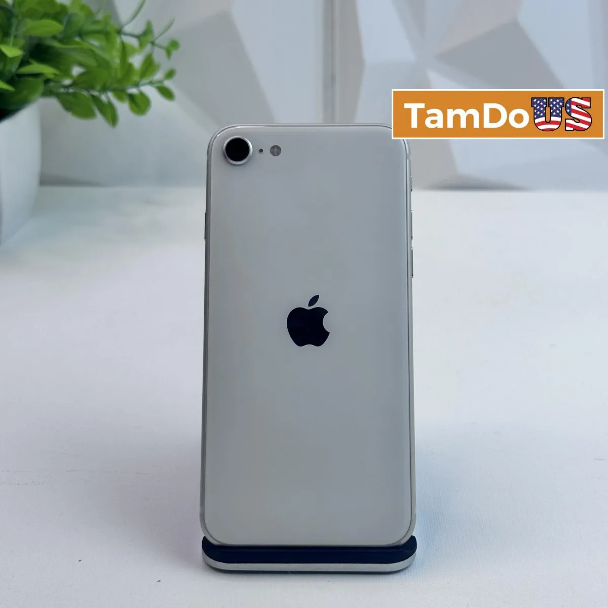 iPhone SE (3rd generation) | 64GB | Star Light | Unlocked - Photo 1 - Real photo at TamDoUS Salt Lake City