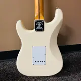 Fender Jimi Hendrix Stratocaster - Olympic White - Maple Fingerboard - Thumbnail 3