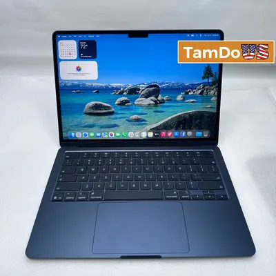 MacBook Air (13-inch, M5) 8-Core GPU, 16GB, 512GB SSD, Midnight at Laptops & Netbooks in new_open_box condition