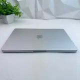 MacBook Air (13-inch, M5) 8-Core GPU, 16GB, 512GB SSD, Silver - Thumbnail 4