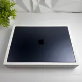 MacBook Air (15-inch, M5) 10-Core GPU, 16GB, 512GB SSD, Midnight - Thumbnail 8