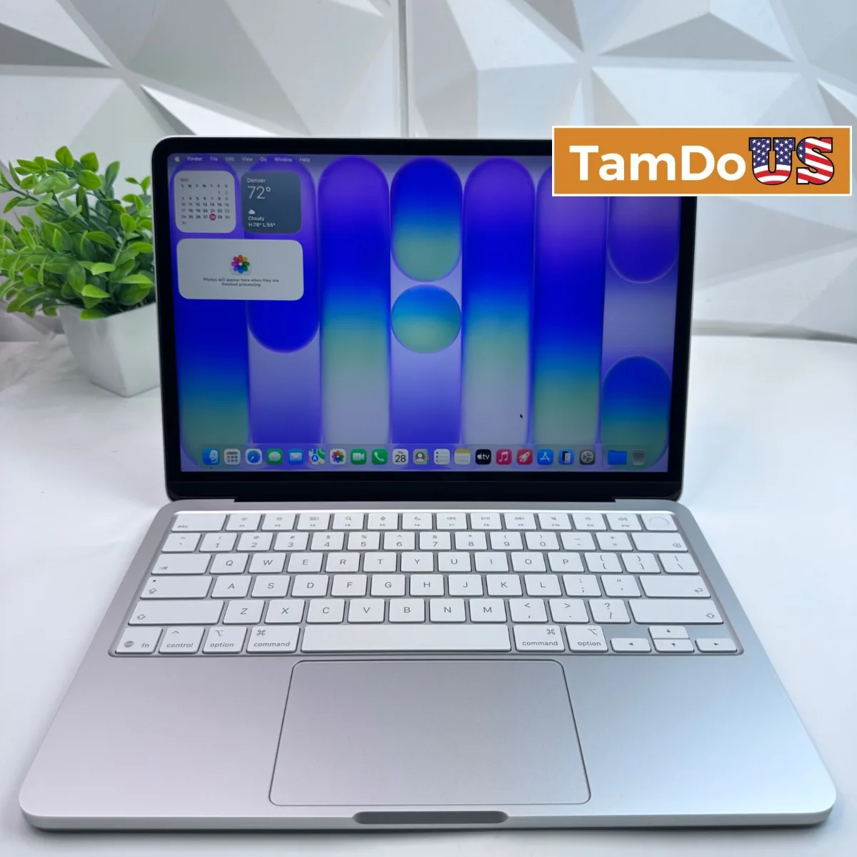 Macbook Neo (13-inch, A18 Pro) 5-Core GPU, 8GB, 512GB SSD, Silver - Photo 1 - Real photo at TamDoUS Salt Lake City