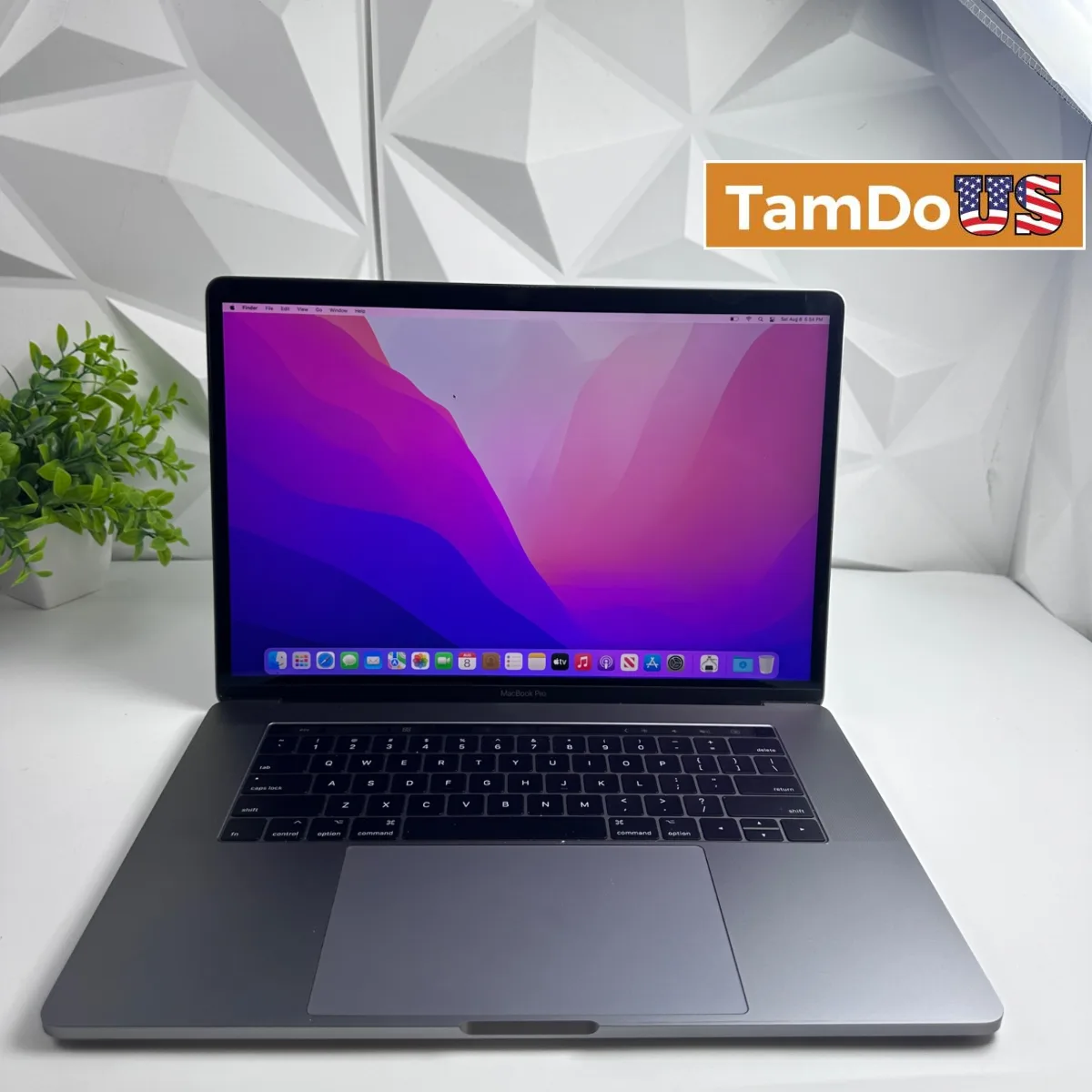 MacBook Pro (15-inch, 2016) Quad-Core i7 2.7Ghz, 16GB RAM, 512GB SSD - Photo 1 - Real photo at TamDoUS Salt Lake City