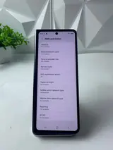 Samsung Galaxy Z Fold5 (SM-F946U) 256GB | Verizon Locked - Thumbnail 10