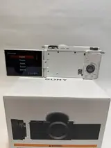 Sony ZV-E10 Mirrorless Camera with 16-50mm f/3.5-5.6 OSS II Lens Kit - White/WQ - Thumbnail 3