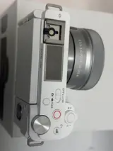 Sony ZV-E10 Mirrorless Camera with 16-50mm f/3.5-5.6 OSS II Lens Kit - White/WQ - Thumbnail 8