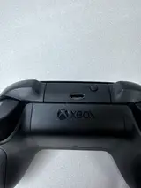 XBOX Series X 1TB Console with XBOX Wireless Controller - 4K Gaming - 120FPS - Thumbnail 8